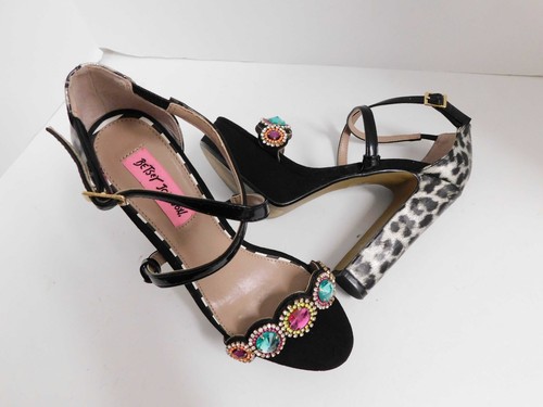 Betsey Johnson Sainte Jeweled Strap Platform 5 pollici stampa animalier tacchi 7,5 M - Foto 2 di 8