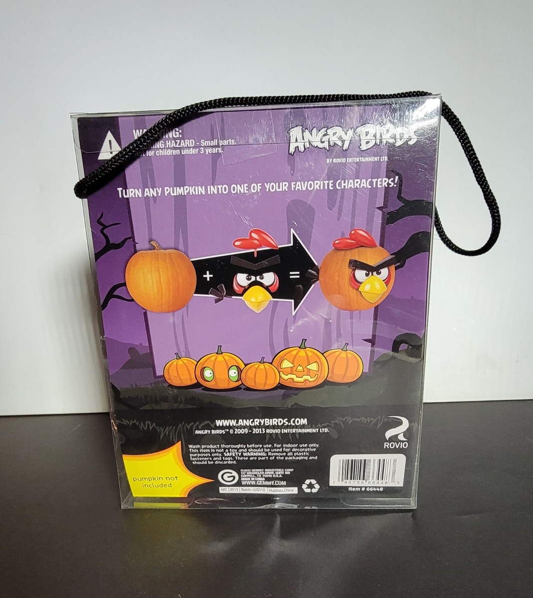 Angry Birds Halloween Pumpkin Push-Ins Pumpkin Decorating Kit