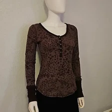 Free People WE THE FREE DAVIS  Purple THERMAL HENLEY Waffle  SHIRT Top  Small