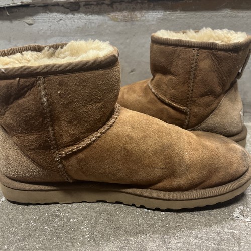 UGG Australia Classic Mini Boots Women's 7 Tan 5854 - Picture 5 of 13
