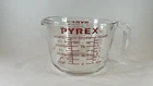 Vintage PYREX 532 Measuring Cup 4 Cup All CAPS Red Lettering Glass USA, 17