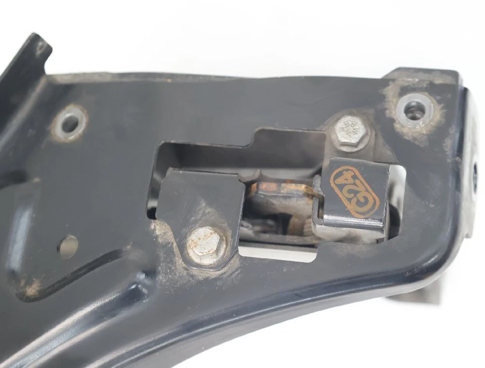 Schloßträger Mercedes E Klasse S212 2126200600 3.0 170 KW 231 PS Diesel 06-2013 - Imagem 2 de 4