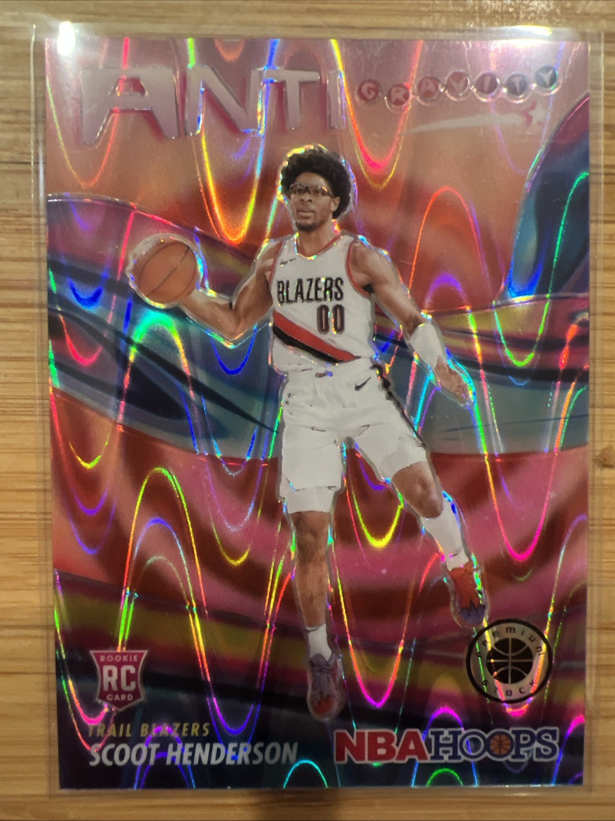 2023-24 NBA Hoops Premium Stock Anti-Gravity Red Seismic #9 Scoot Henderson /199