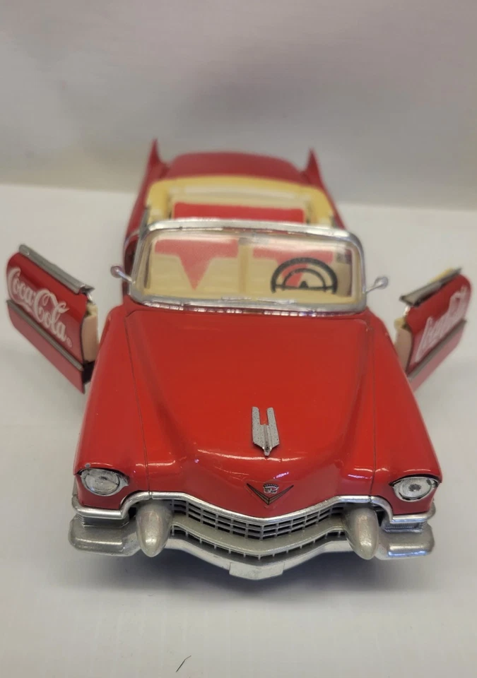 Solido Coca-Cola Die Cast Cadillac Eldorado #9507 1:18 scale - 1990 - France - Image 3 of 4