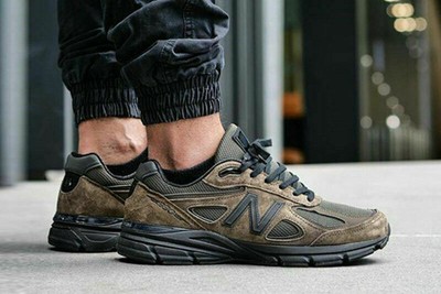 new balance 990v4 military green