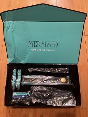 Aria beauty Mermaid Styling Set -1 Wand, Brush, Comb, 2 Clips, 3 Accessories