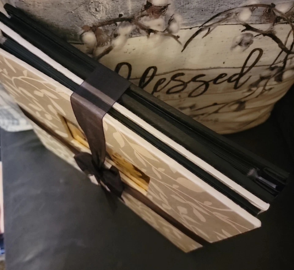 2 álbumes de fotos NUEVOS 4x6FOTO BLANCO Y NEGRO tela satinada  Foto 2 de 4