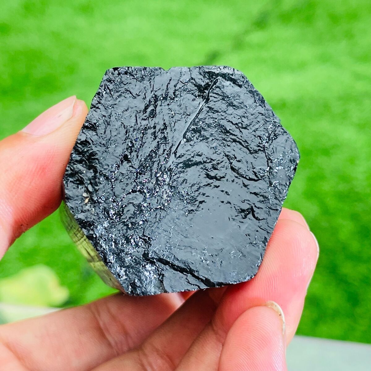 337g Rare Natural Black 337g Rare Natural Black