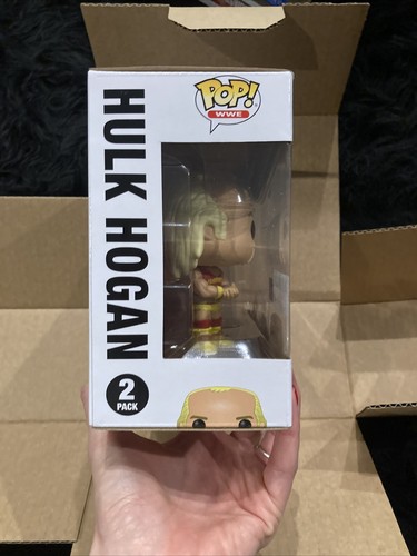 ⭐️ Funko Pop! WWE Hulk Hogan y Mr. T 2 Pack exclusivo de Amazon - Imagen 3 de 6