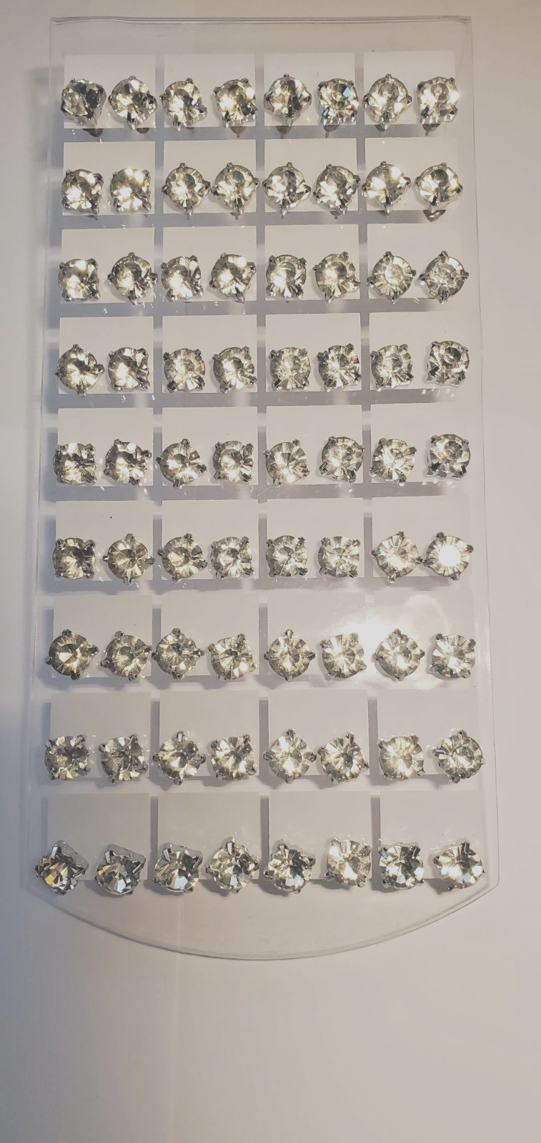 Job lot of 36 Pairs Clear round 8 mm Crystal stud Earrings - New wholesale