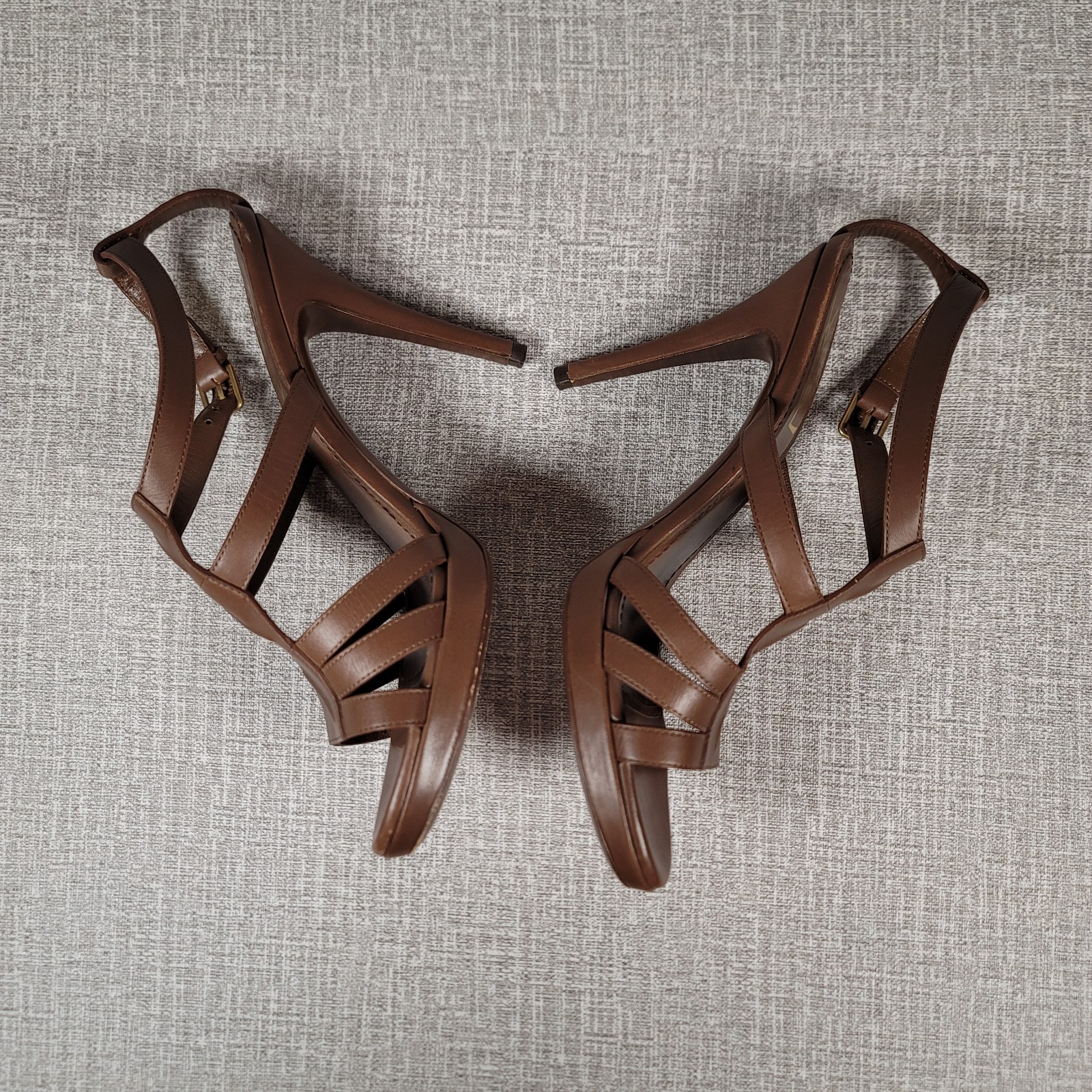 Sandali Yves Saint Laurent Tribute marroni con cinturino a stiletto taglia 39 5 US 9 5 scarpe