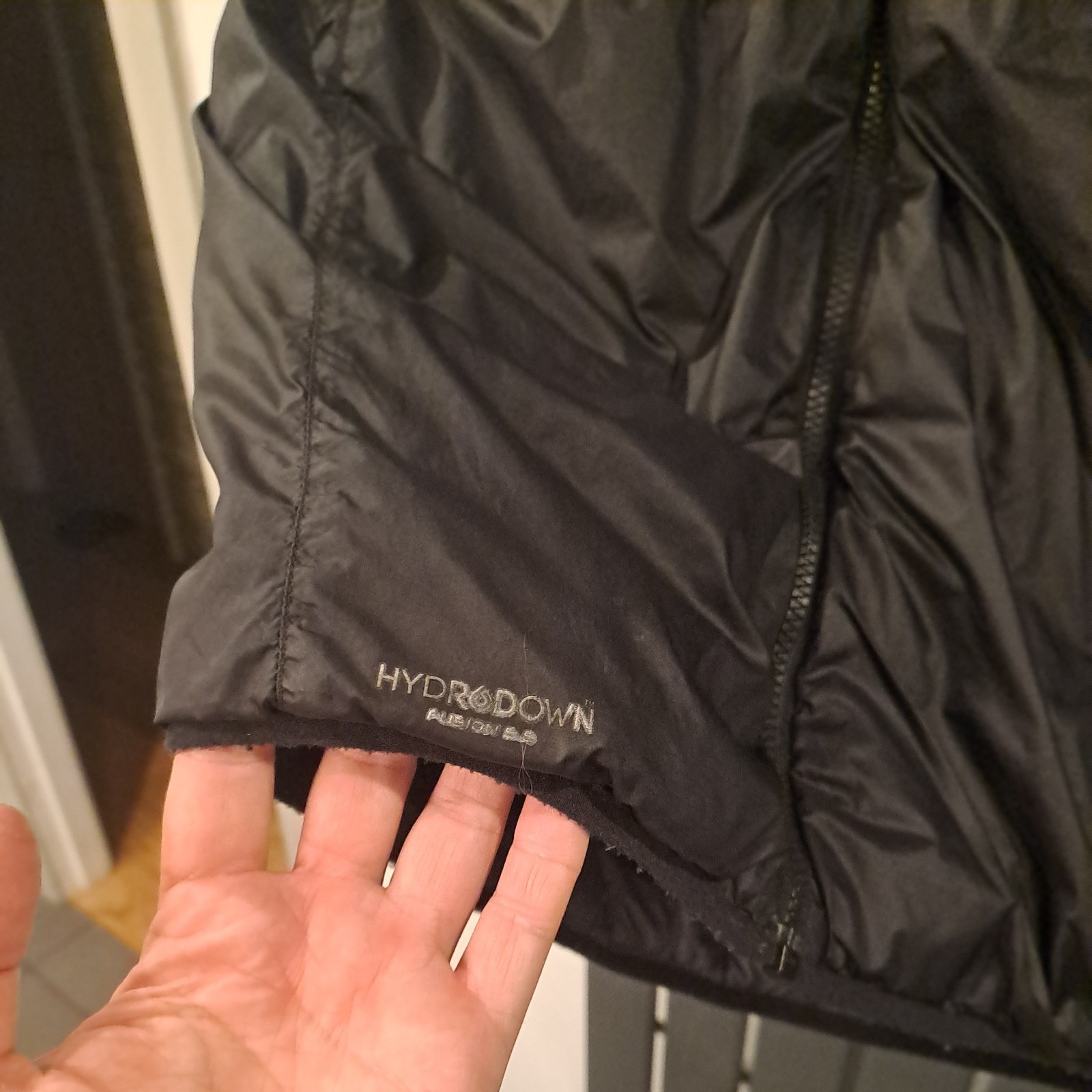 Berghaus HydroLoft Reversible Puffer Jacket Men’s M Black Grey Down Outdoor Logo image 10