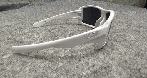 Oakley 03-572 Men’s Eyepatch White Sunglasses Made In USA - Picture 4 of 10