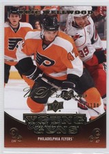 2010-11 Upper Deck Young Guns UD Exclusives 51/100 Eric Wellwood #487 2a8