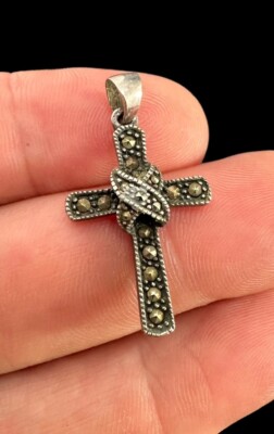 Signed MD 925 Marcasite Cross Pendant Art Deco Dangle Sterling Silver Vintage