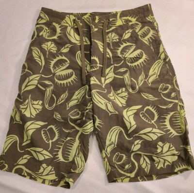 Divided by H&M - Men's Board Shorts Olive Green w/Venus Fly Trap Pattern size-28