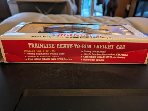 NIB - Walthers Trainline - HO PENNSYLVANIA - CABOOSE #500718 - Damaged Box - Picture 5 of 5