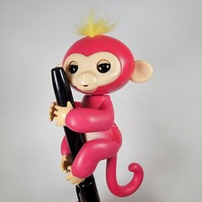 Wowwee Fingerlings Pink MONKEY Figure - Tested and Works