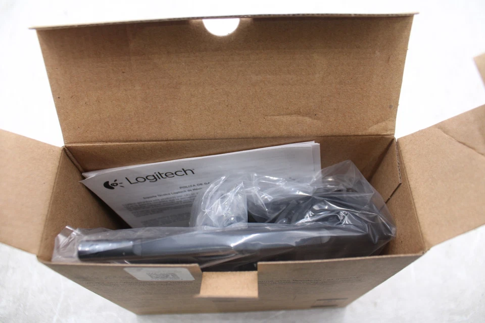 Logitech H570e Mono Wired Headset with Noise-Cancelling Microphone NEW - Image 2 of 3