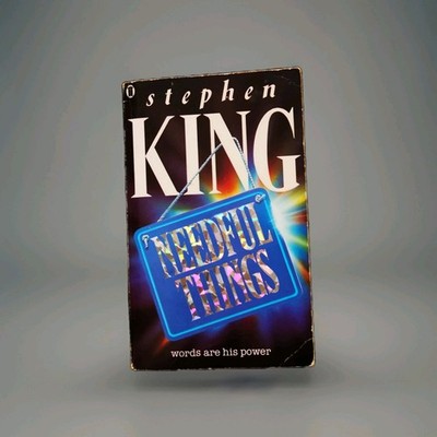 STEPHEN KING PAPERBACK BOOK - NEEDFUL THINGS - PREOWNED