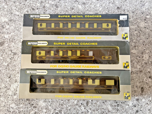 WRENN RAILWAYS 3 PULLMAN CARS  W 6000, W 6001, W 6002.A . EXCELLENT BOXED | Condition: Used