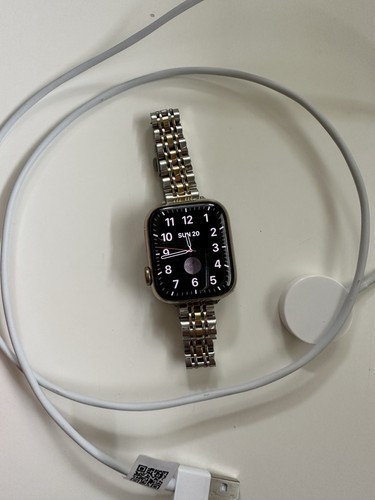 Apple Watch Series 8 41mm Gold Stainless Steel Case