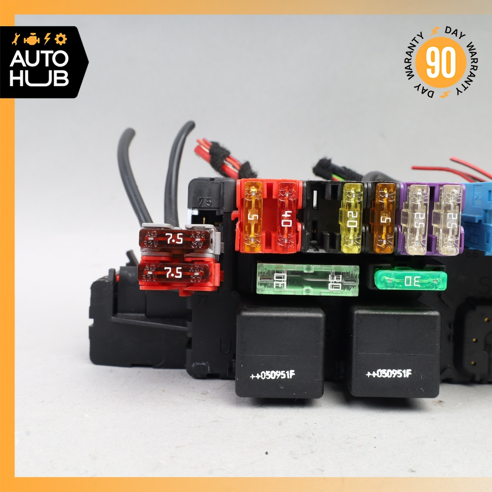03-12 Mercedes R230 SL500 SL55 AMG Rear SAM Fuse Box Relay Module OEM