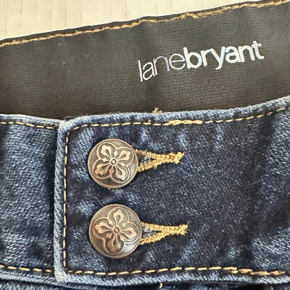 Lane Bryant Denim Capri Pants Stretchy Dark Wash Plus Size 16 - Image 4 of 4