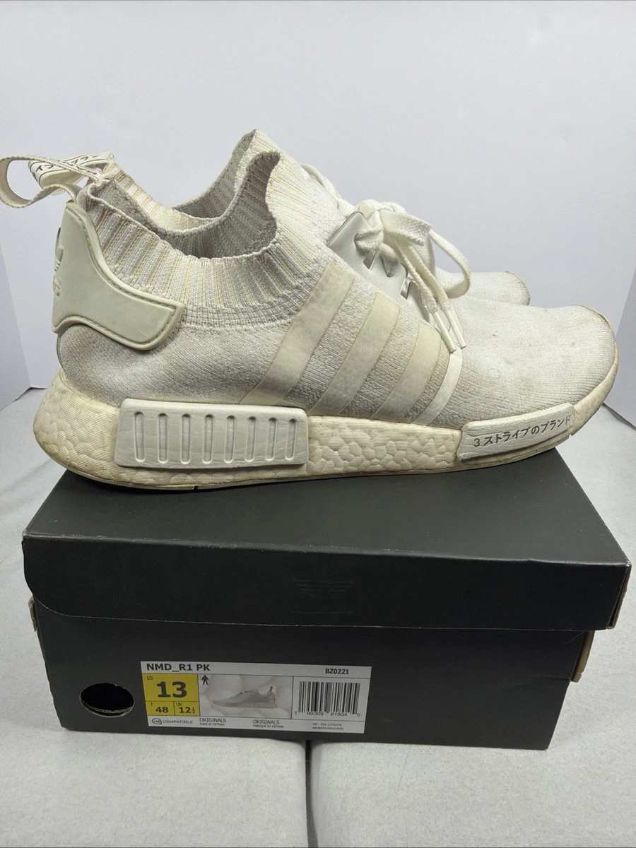 adidas gazelle silver green womens Adidas NMD XR1 Triple White main image 0