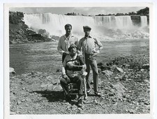 Great Niagara-Richard Boone-Randy Quaid-Michael Sacks-7x9-B&W-Still-FN