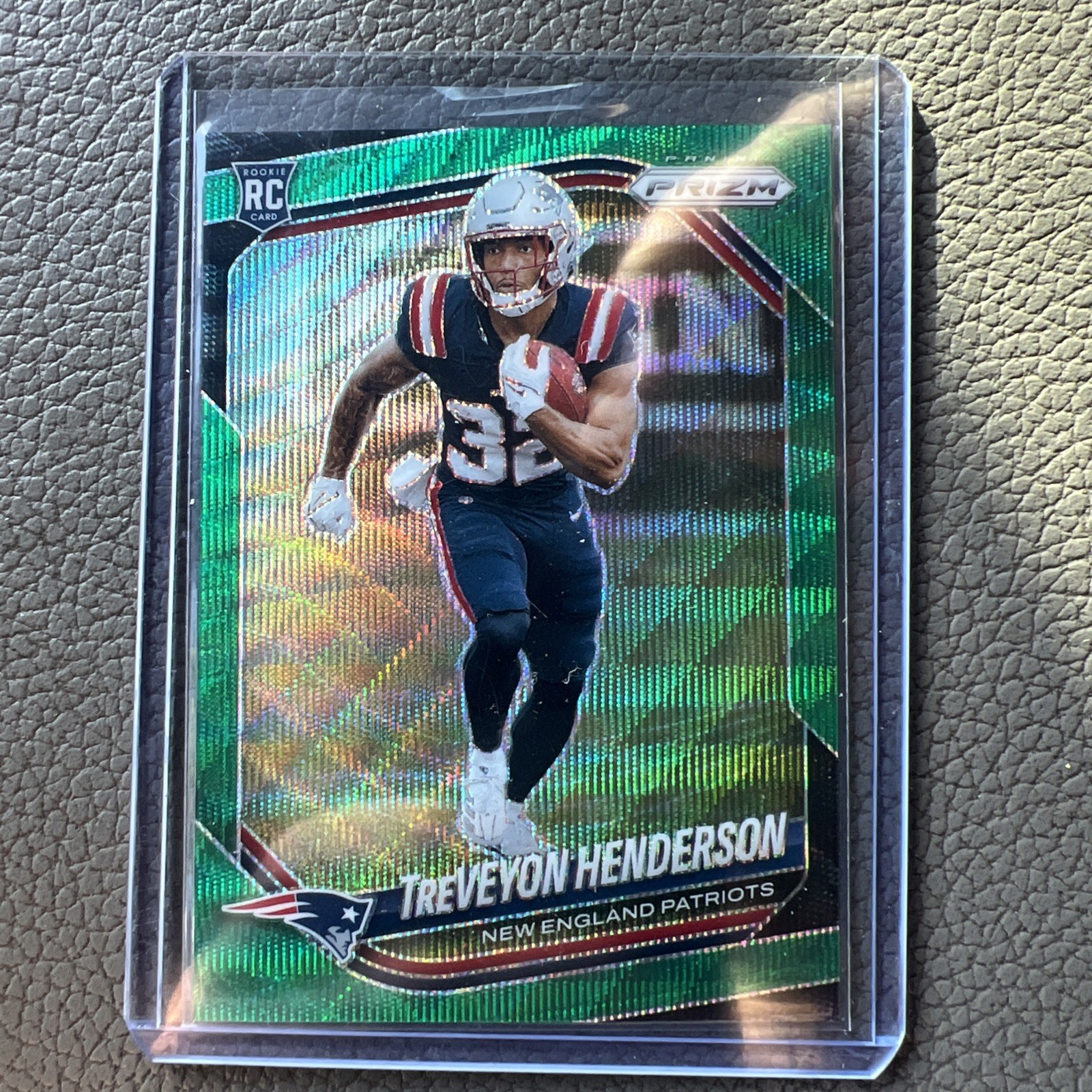 2025 Panini Prizm - Rookies TreVeyon Henderson #343 Green Wave Prizm (RC)