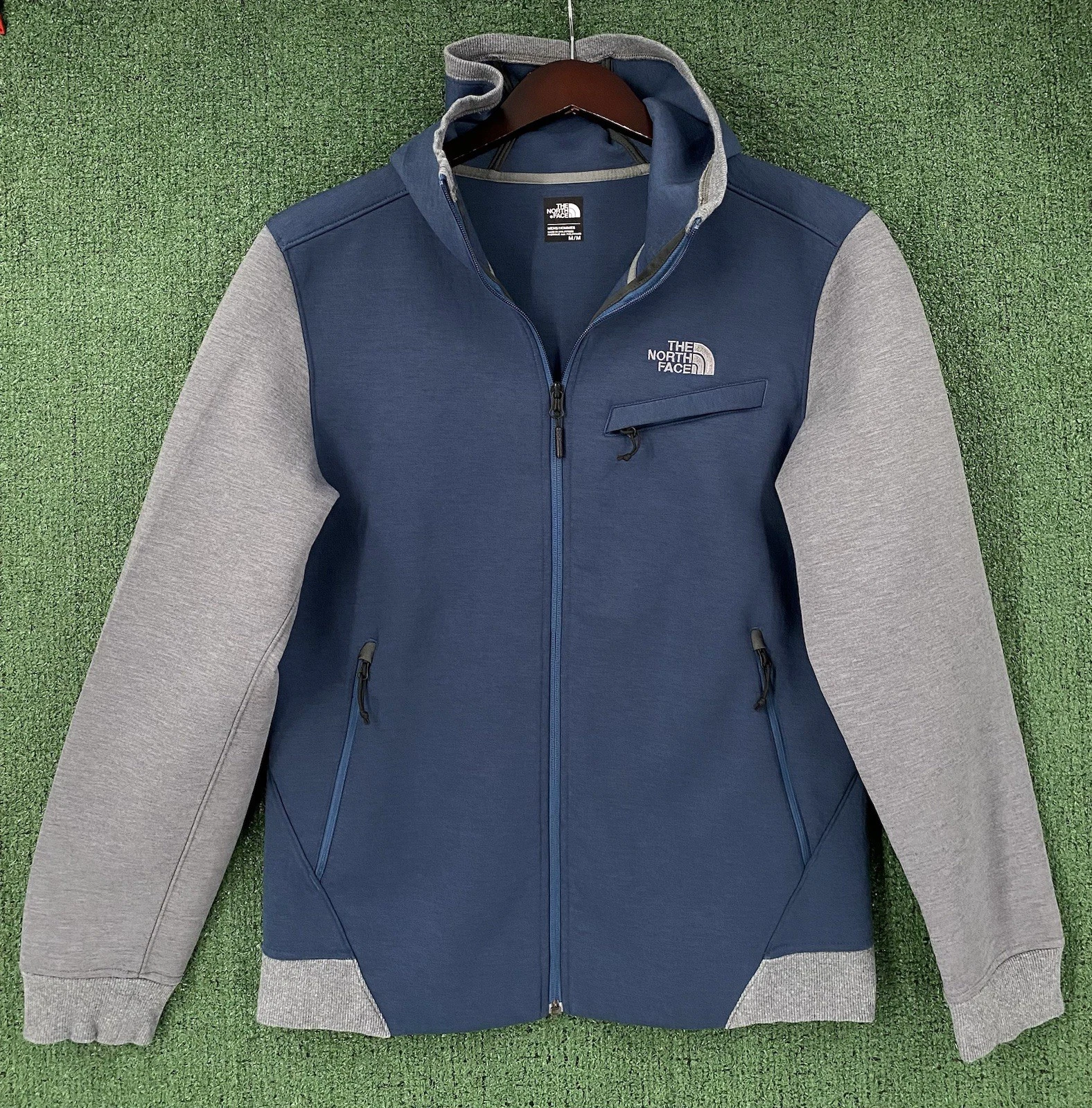The North Face Thermal 3D Hooded Full Zip Jacket Men’s Size Medium