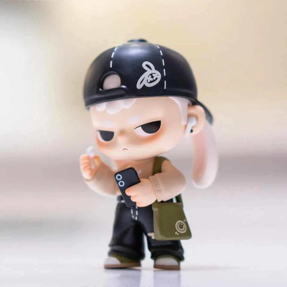 KUBO 24/7 You Series Sharing Music With You Box Action Figure Doll Art Toys Gift - Image 4 of 4