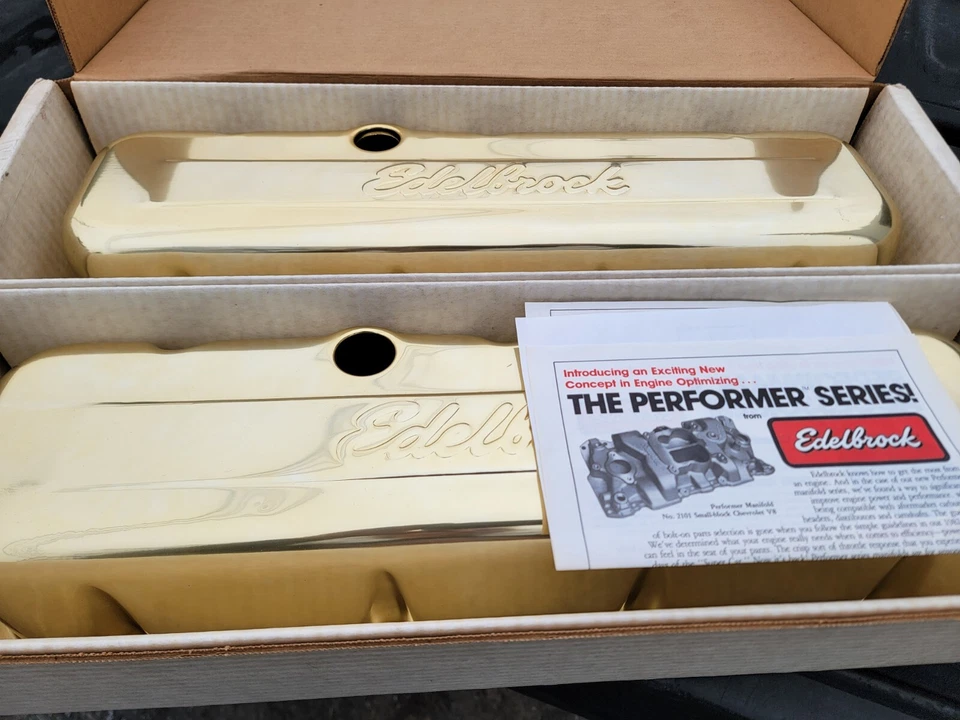Vintage Edelbrock Gold Anodized Aluminum Valve Covers BBCBig Block Chevy . - Image 3 of 4