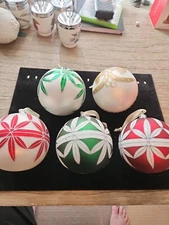 Set of 5 Vintage WATERFORD Holiday Heirlooms ROSSLARE Christmas Ornament Balls 