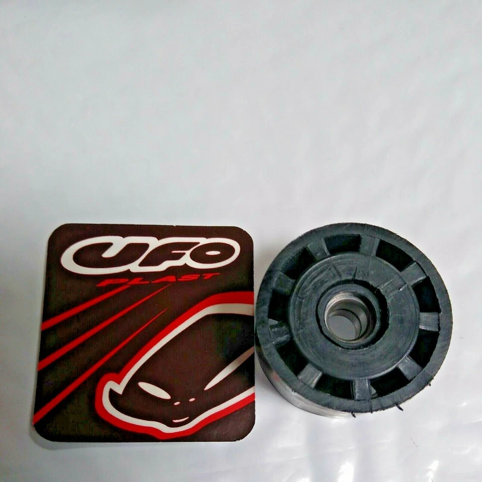 UFO HO04646-001 CHAIN ROLLER FITS HONDA CRF 450R & 250R 38 X 24 X 8      (C-16). Foto 3 de 4