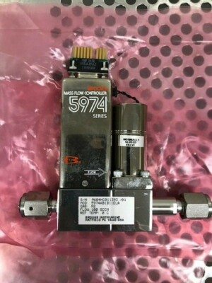 BROOKS Instruments MODEL 5974 MASS FLOW CONTROLLER, 100 SCCM N2, NOS