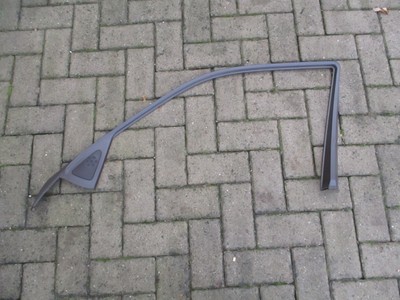 Mercedes-Benz W210 Verkleidung Türrahmen vorne links A2107250171  