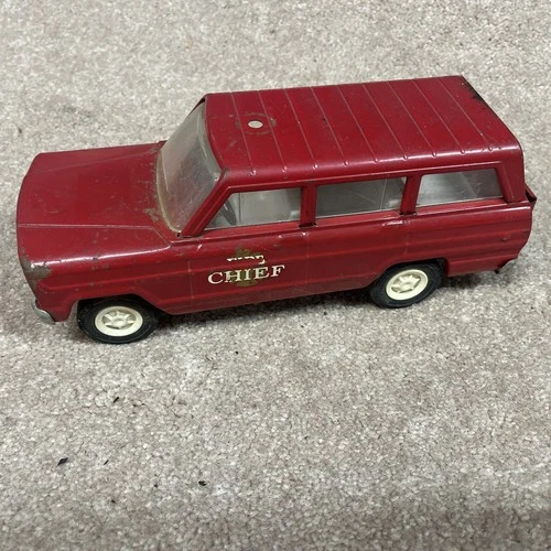 Vintage 1960's Tonka Red Jeep Wagoneer Fire Chief Car Pressed Steel 9"