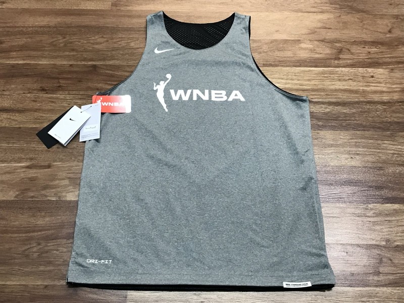 MENS M - NEW Nike WNBA Dri-FIT Reversible Jersey Gray Black Basketball