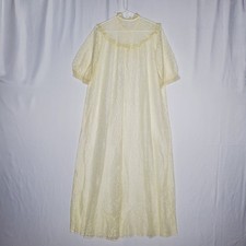 True Vintage Sheer Lace Overlay Robe Cream Short Sleeve Romantic Intimate