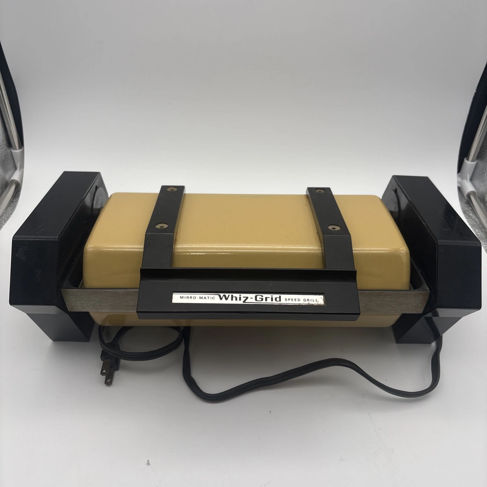 Vintage 1970s MCM Yellow Mirro Matic WHIZ GRID Speed Sandwich Panini Press Works
Opens in a new wind