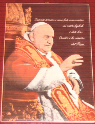 Mattonella Con Papa Giovanni XXIII° " IL PAPA BUONO " Frase Storica - Foto 1 di 1
