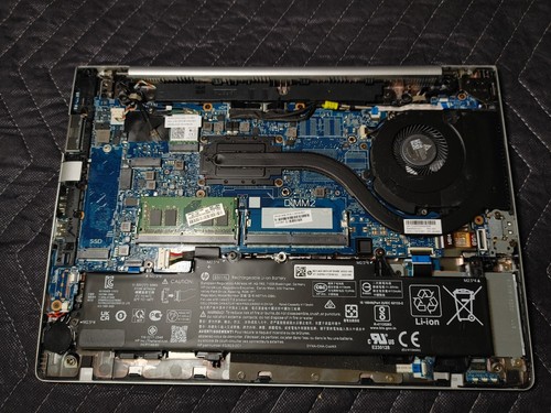 HP Elitebook 840 G5 14" FHD | i7-8550U 1.80GHz | 8GB RAM | No SSD/Broken Screen - Picture 13 of 14