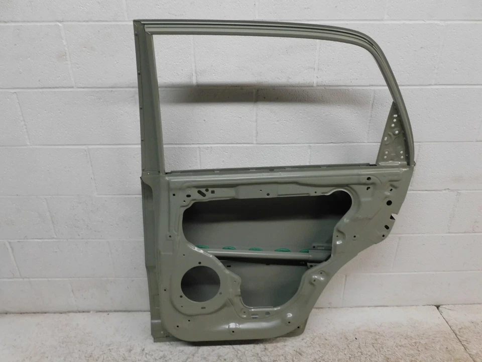 2005 2006 2007 2008 2009 KIA SPORTAGE RIGHT SIDE REAR DOOR SHELL Foto 3 de 4