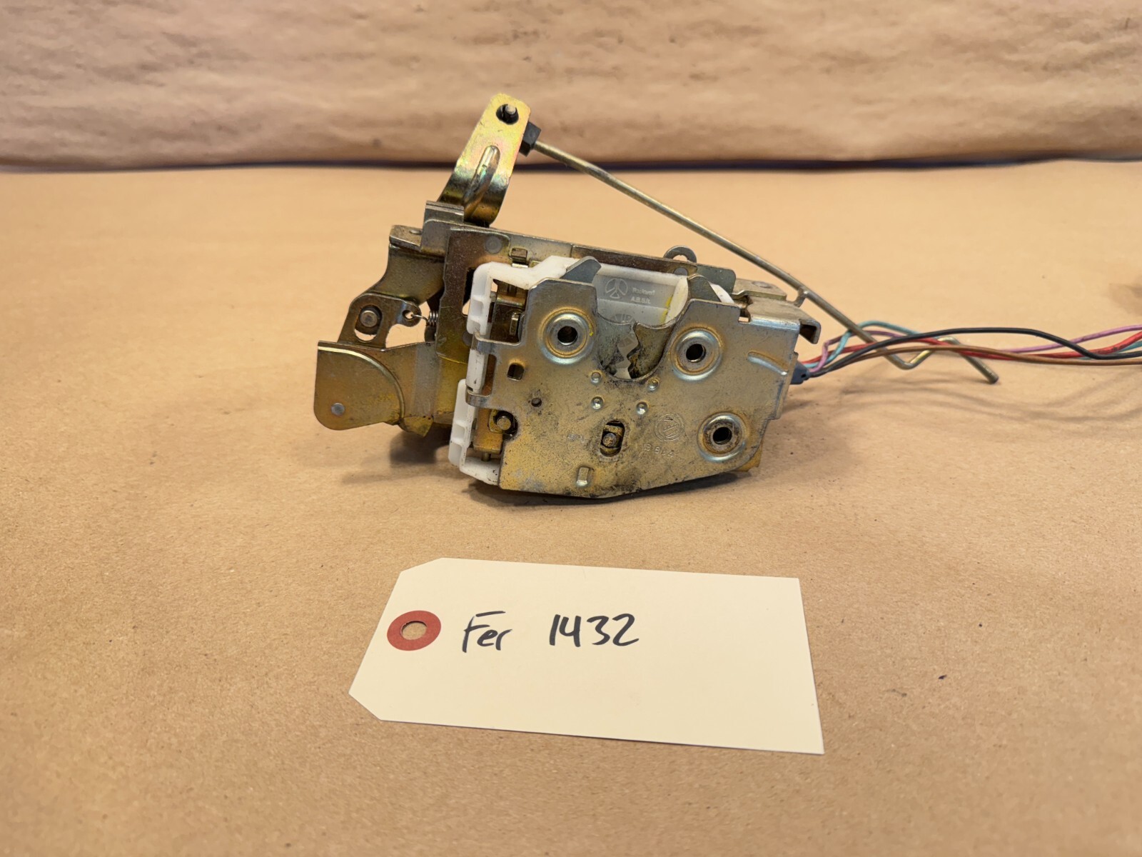 Ferrari 355 348 RH Door Lock With Cable Actuator OEM PN 64685200