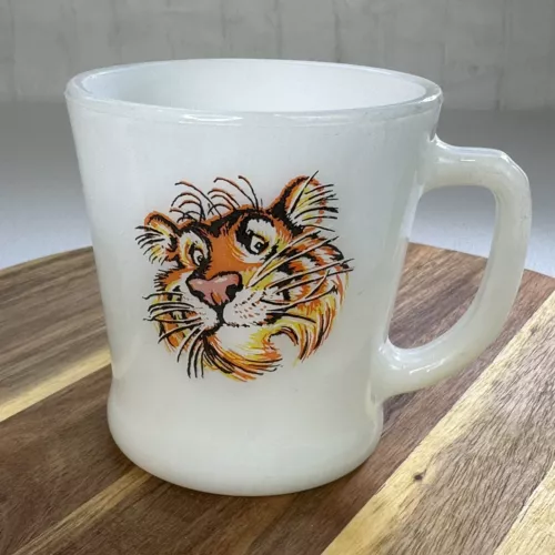 Vintage Anchor Hocking Fire King Esso Tony The Tiger Milk Glass Coffee Mug Cup