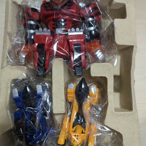 Bandai Power Rangers Jungle Fury DX Geki Touja Megazord Gekiranger Robot Rare - Picture 4 of 8