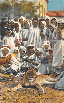 Old postcard Algeria / scenes and types / a company not very reassuring