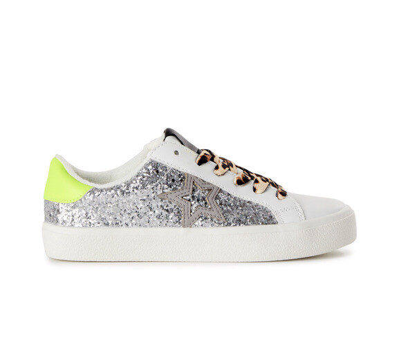 No Boundaries Womens Low Top Silver Glitter Star Sneakers Size 10